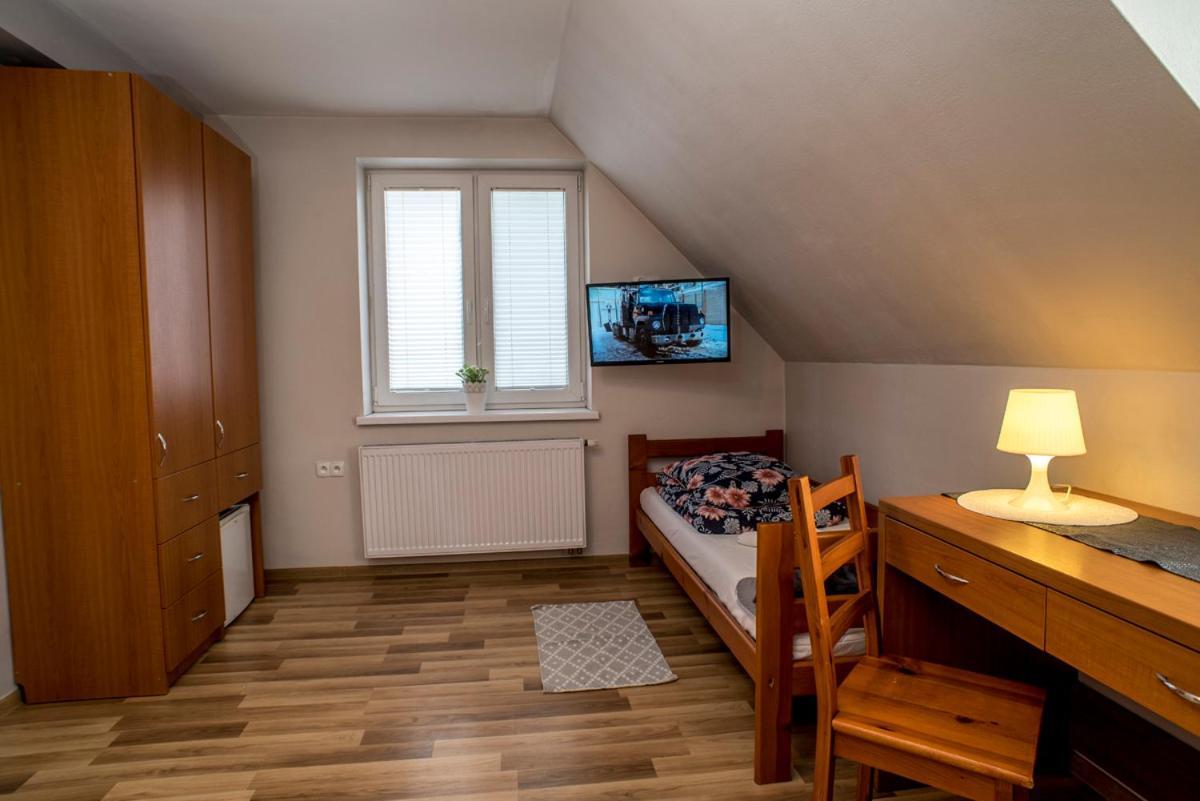 Willa Nad Dunajcem Nowy Targ Esterno foto